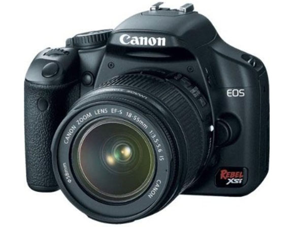 Canon Rebel XSi 12.2 MP with 18-55mm IS Lens EOS 450D
